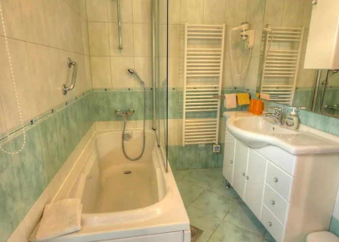 Molina - One-bedroom With Terrace And Sea View Apartamento *