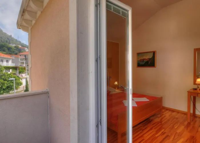 Molina - One-bedroom With Terrace And Sea View Mlini