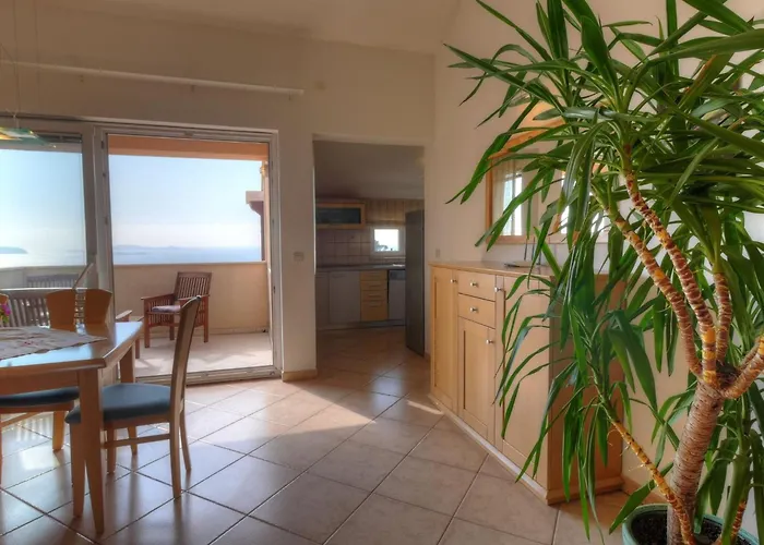 Molina - One-bedroom With Terrace And Sea View Apartamento Mlini