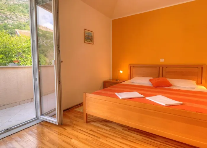 Molina - One-bedroom With Terrace And Sea View Mlini