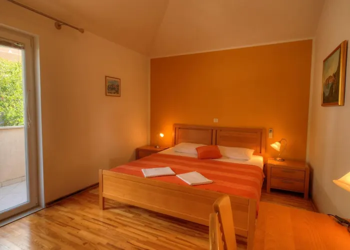 Molina - One-bedroom With Terrace And Sea View Appartement Mlini